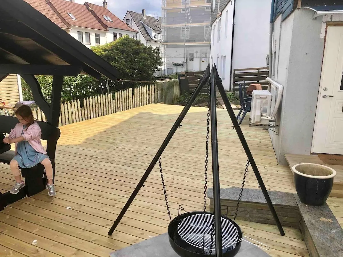 Kozy Apartment Near Bergen City Center With Free Parking And Wifi Norge